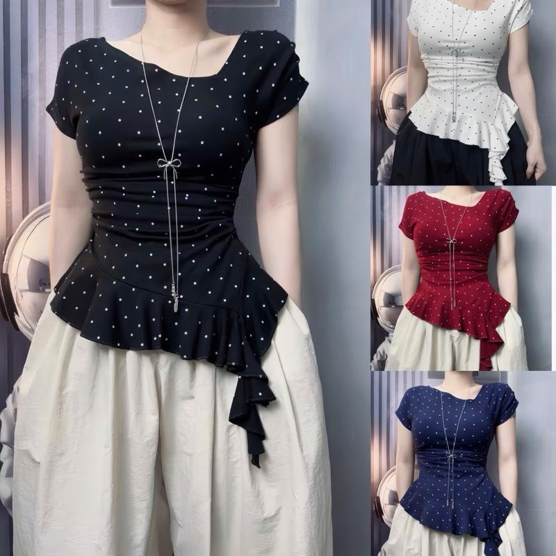 Có size, Áo lệch vai chấm bi tua rua bèo lai