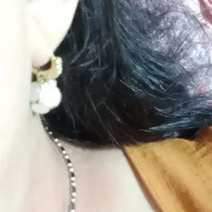 [Swawo] Anting-Anting Gantung Angsa Berzirconia dengan Liontin Batu Kucing Elegan Cocok untuk Gaun Pesta A367