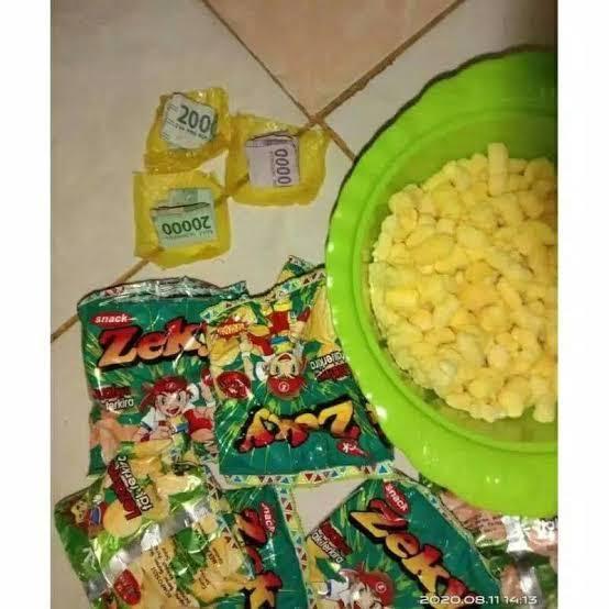 Snack Chiki ciki jadul zaman dulu Berhadiah zeky rasa kari ayam 1 Renceng isi 10 Pc 2