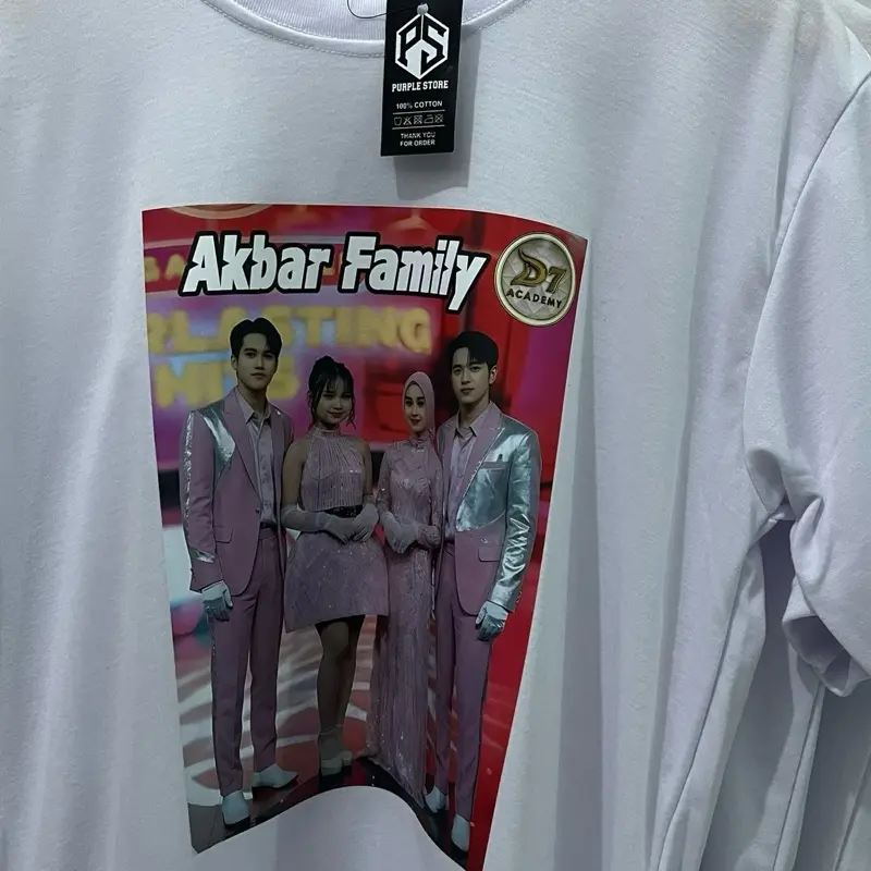 Putih Akbar Family 03