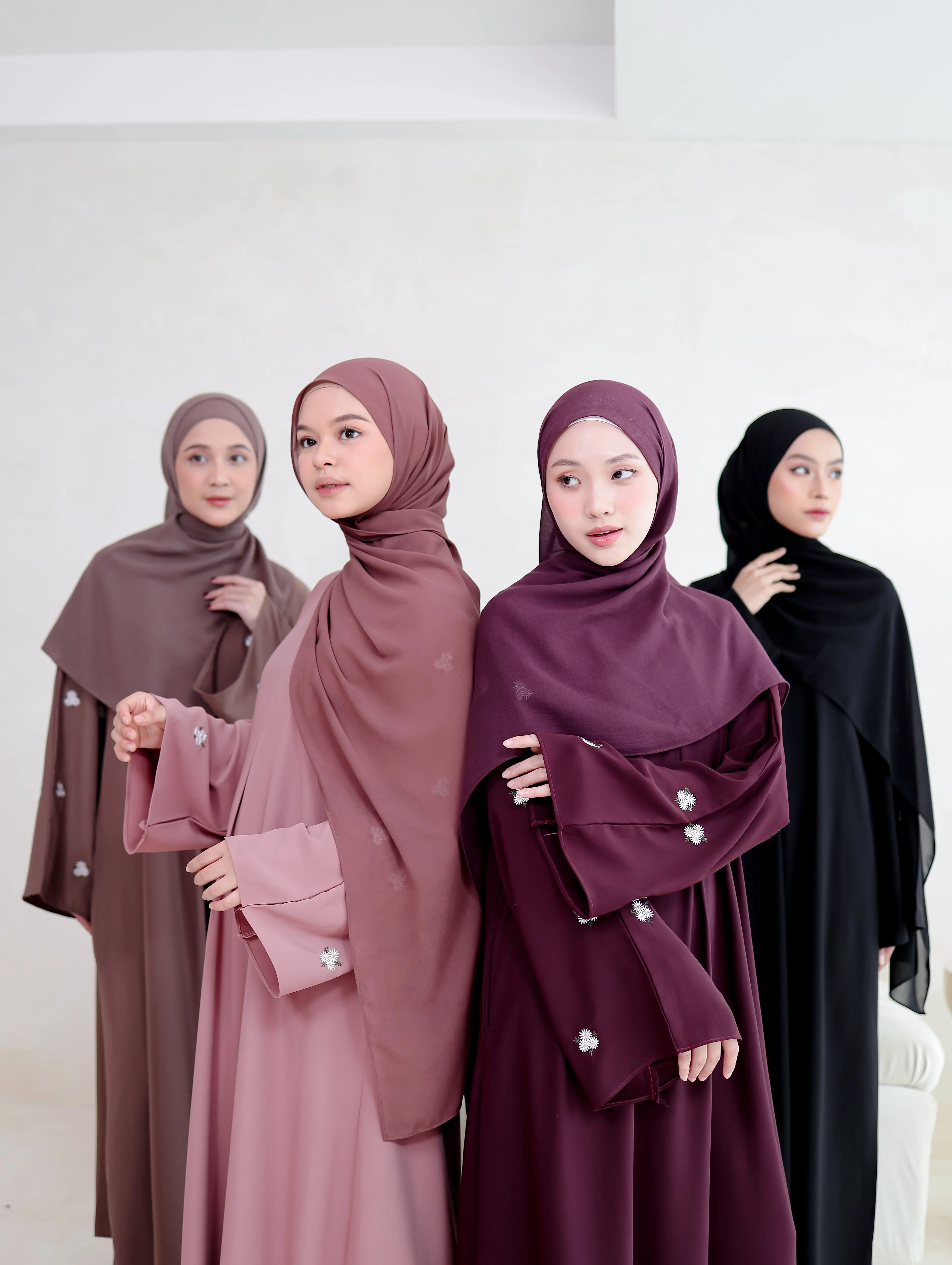 Yumna Dress Abaya Bordir Bunga Simple Bahan Marbella Silk Flowly dan Lembut Abaya Turki Gamis Umroh Dan Haji