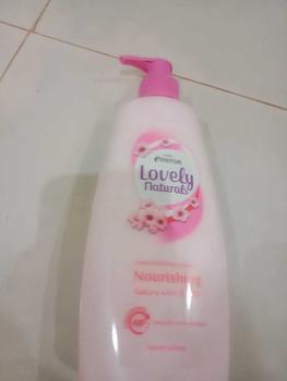 Product Review of Emeron Lovely Naturals Hand and Body Lotion 400ml Vitamin Extract from n**e 1