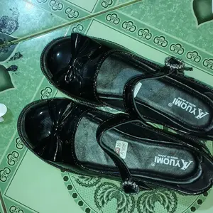 YUOMI Sepatu Sekolah Pantofel korean style Wanita Hitam Hak 3 Cm Cewek Sekolah Kantor