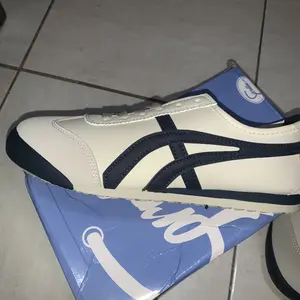 COROLLA Sepatu Olahraga Wanita Tiger-66 Sepatu Casual Sport Shoes Sneakers Viral Sepatu Kerja Main Outdoor Onitsuka BlackCoklat Merah Biru Putih Hitam