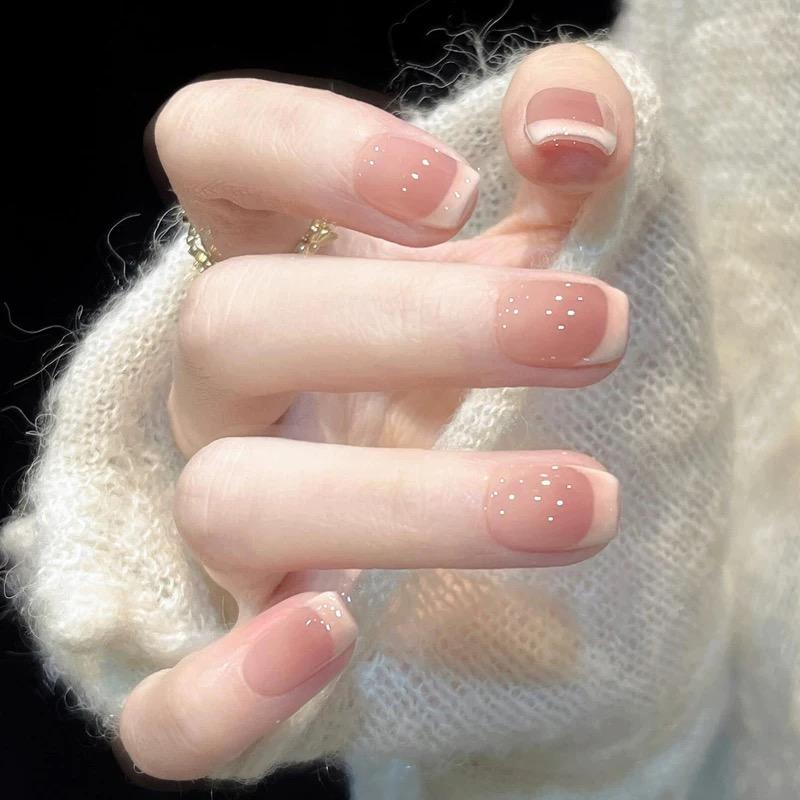 (B1)Móng Tay Giả, Phong Cách Mới 2025, Cao Cấp, Màu Pháp, Thủ Công Hoàn Toàn, Để Đeo Hàng Ngày Và Đi Làm, Móng Tay Giả Ngắn, Được Bán Bởi (SG EXPRESS)