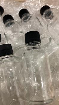 Product Review of Transparent Clear Glass Bottle With Black Cap & Insert 5ml / 10ml / 15ml / 30ml / 50ml from Z**e 0