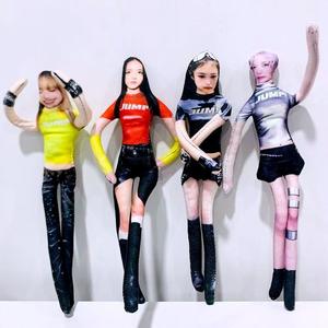 Sedia — Mainan lembut patung abstrak BLACKPINK 28 cm dengan rangka dawai besi