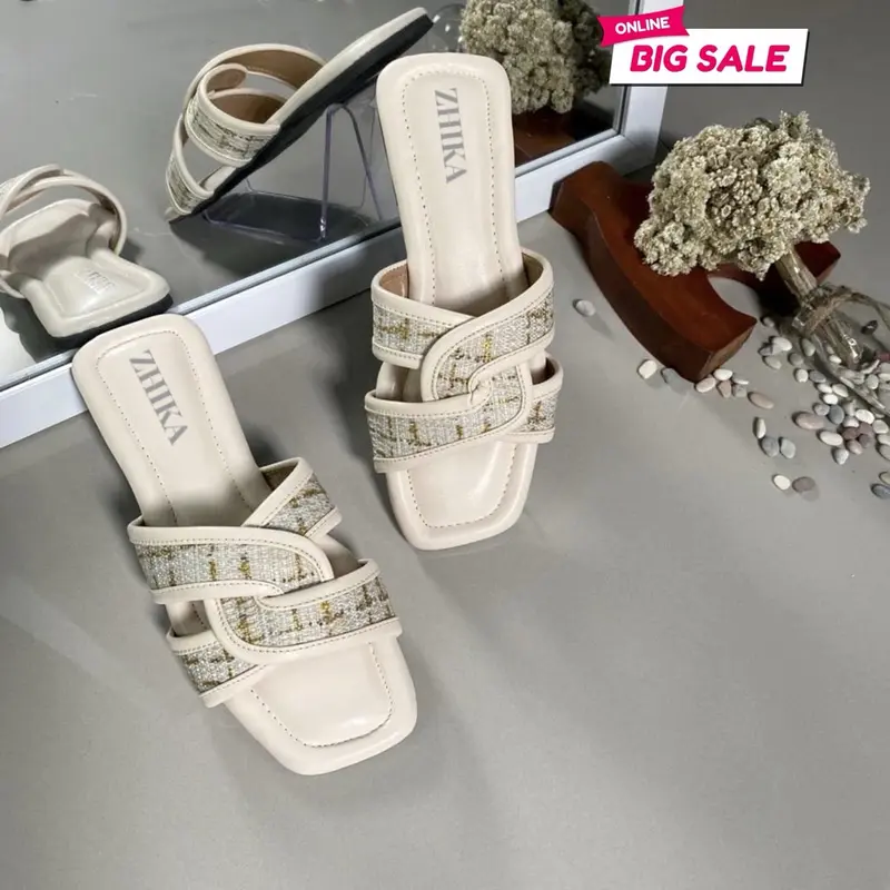 Sandal Teplek Wanita Sendal Cewek Super Empuk Sandal Kasual Trendy Hitam Krem ringan manis selop Shoes 4