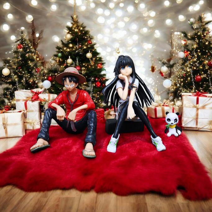 Action Figure One Piece Pajangan Dashboard Mobil Motif Luffy & Snow Yukino Toy Premium ABS Tokoh Aksi Keren PVC Berkualitas Karakter Anime Hits Finishing Sempurna Anti Kusam Include Double Tape 3M