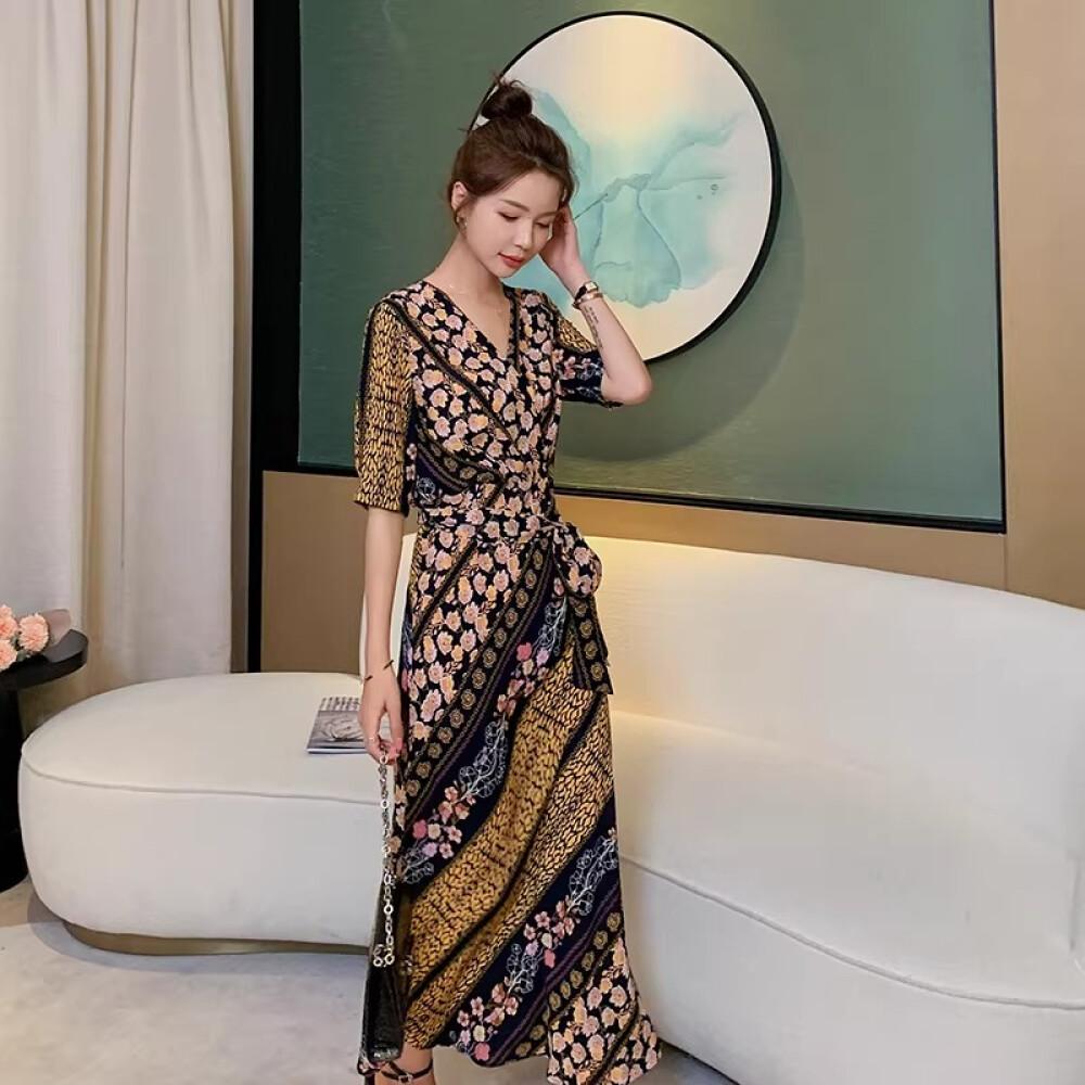 FADFAD Gaun Model Kerah Leher V-Neck Motif Cetak Gaya Kekinian Wanita