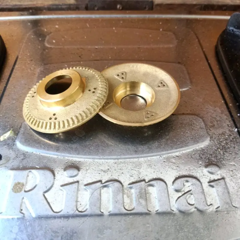 Burner / kuningan kompor gas rinnai kecil / kiri