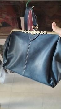Product Review of Retro Handbag With Kiss Lock, British Style Crossbody Bag, Women Clip Purse With Top Handle from y**g 1