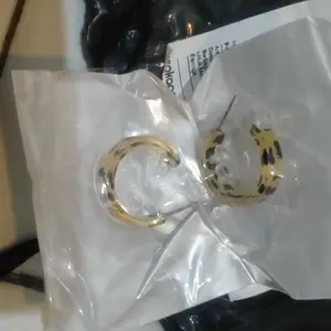 Anting Leopard Gaya Menonjol Desain Unik Alami Serbaguna untuk Berbagai Pakaian Aksesori Tepat untuk Mengekspresikan Diri - Earrings