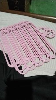 Product Review of HUGO Gantungan Hanger 5 Susun Serbaguna Gantungan Jilbab Gantungan Celana Baju Pakaian Plastik Multifungsi from y**y 1