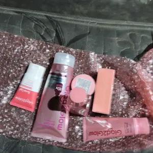 Glad2Glow All In One Glow Face& Bodycare 5in1 Set-Niacinamide Cleanser+Body Serum+Toner+Brightening Moisturizer+Serum-Untuk Mencerahkan Glowing Kulit Wajah Meratakan Warna Kulit Menghilangkan Bekas Jerawat Dark Spot Melembabkan