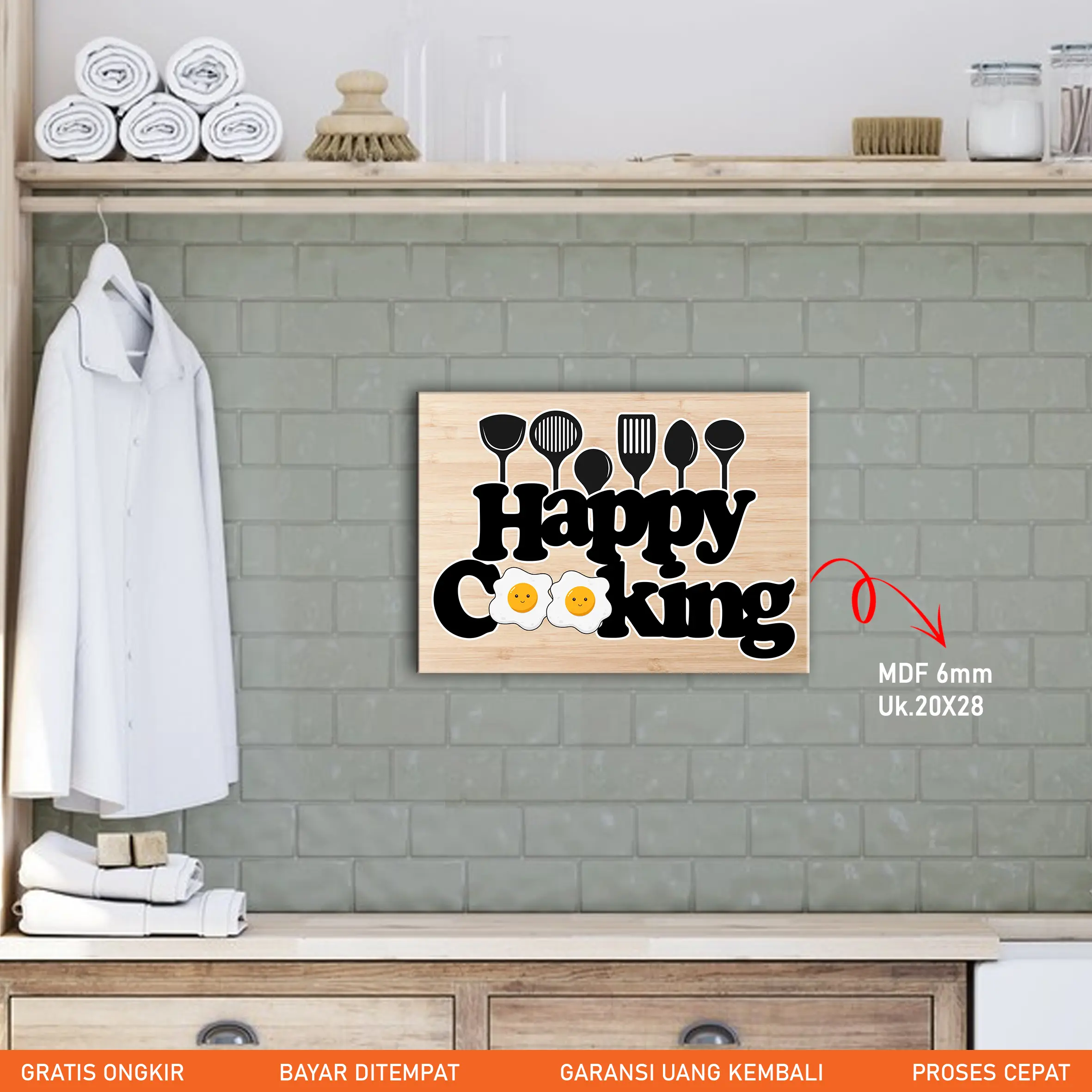 1 HARI KIRIM Hiasan Dinding Happy Cooking Ukiran Kayu 20x28cm