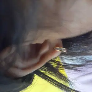 anting jepit anak titanium baris 1 permata gold