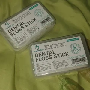 DENTAL CARE FLOSS STICK ISI 50PCS / BENANG BUSUR TUSUK GIGI SINOFUN CARE / PEMBERSIH GIGI TUSUK GIGI