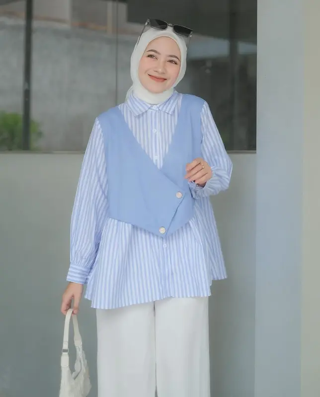 Inara Blouse Salur Vest Wanita Terbaru Kekinian Bahan Katun Mix Shakila Atasan Nyaman 3