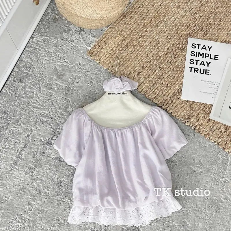 Áo sơmi trễ vai mix gấu ren kèm dây buộc tóc! điệu đà trẻ trung và cá tính