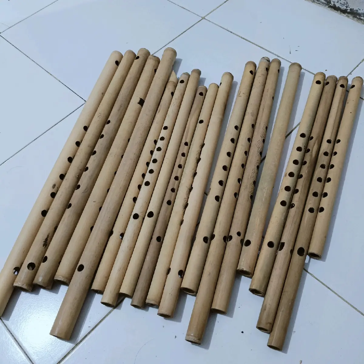Satu Set Seruling Batak Toba Polos Lengkap 13 Nada Kunci