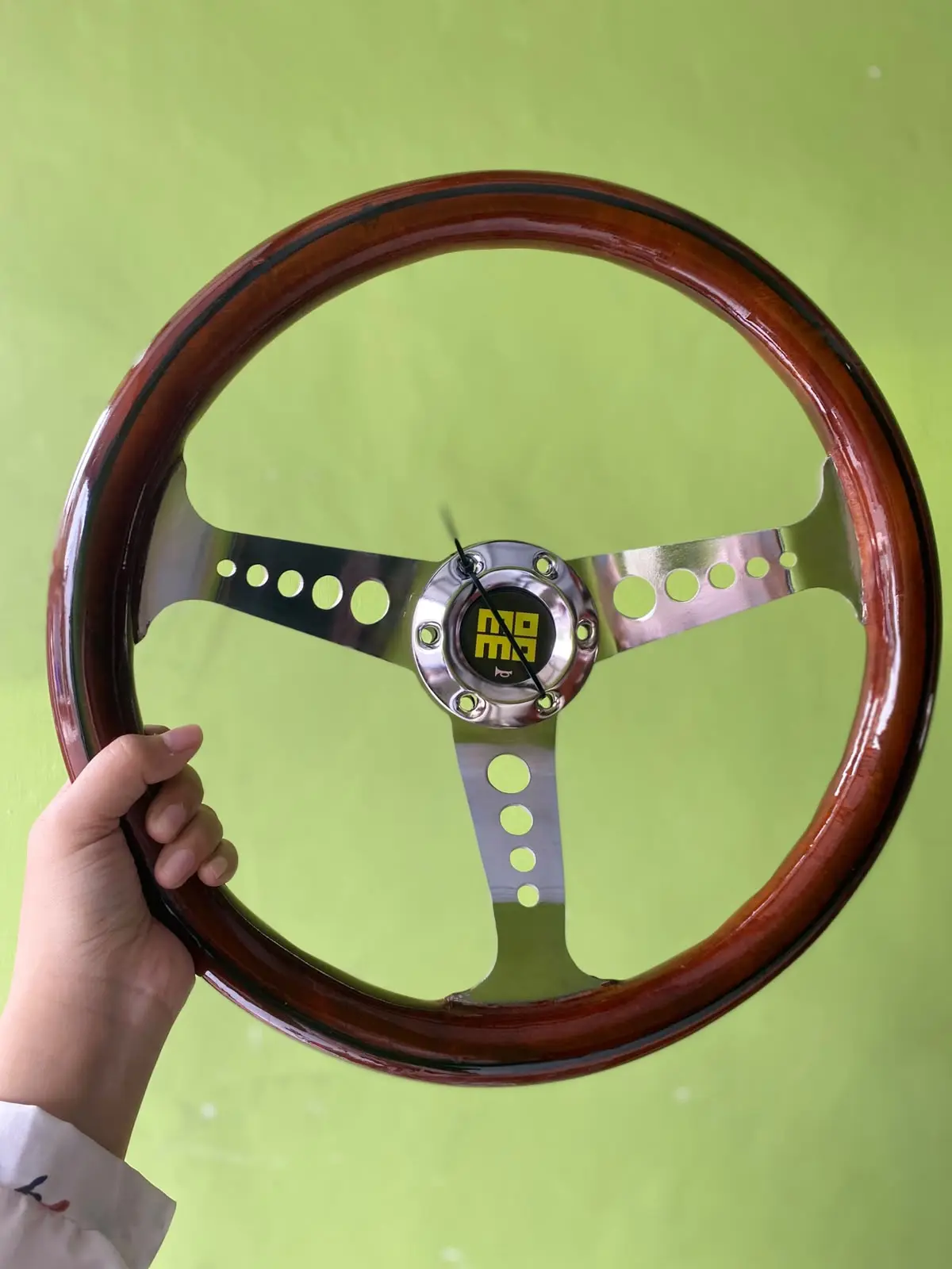 MOMO PALANG BULAT CHROME JATI R14 INC UNIVERSAL