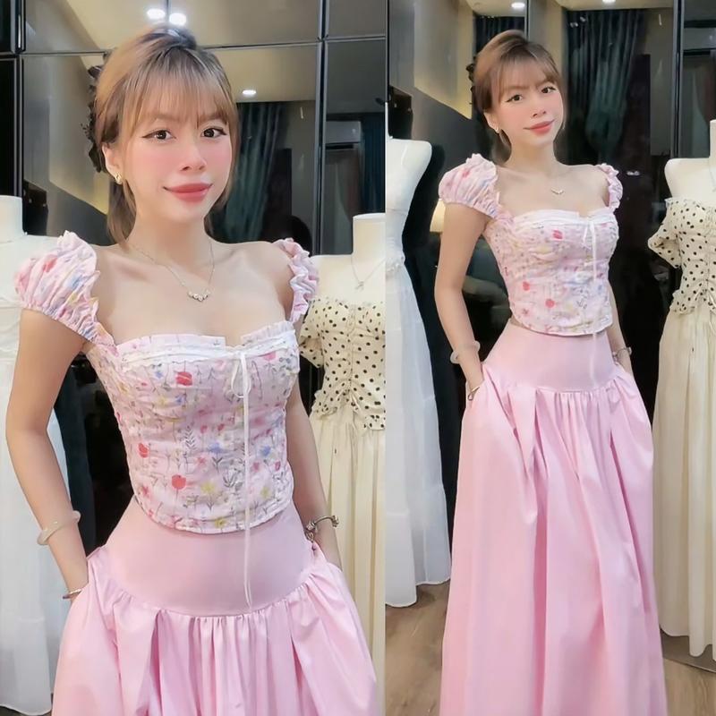 BLOOMIE TOP -  Áo Form croptop ko mút, tay bo chun + 50% chun sau lưng có khóa kéo size SML