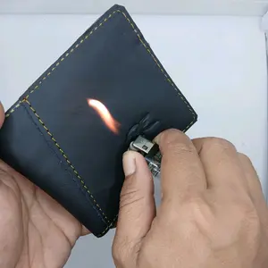 Dompet Pria Lipat Dua Bahan Kulit Sapi Asli dengan Kartu - uang