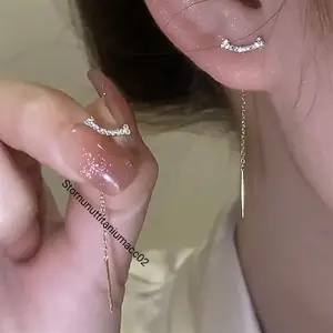 Anting Wanita Model Juntai Smile Cantik Model Sederhana Aksesoris Wanita Titanium