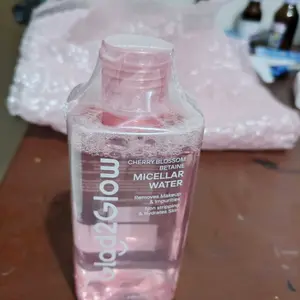 【Ready Stock】Glad2Glow Cherry Blossom Micellar Waters - Pembersih Makeup wajah Waterproof Hapus Riasan Tahan Air dengan Centella dan Tanpa Iritasi untuk Kulit Sensitif dan Berjerawat make up remover micellar water glow/cleansing oil g2glow