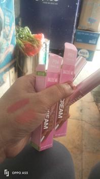 Product Review of [BEST SELLING] DAZZLE ME Ink-Matte Lip Cream Matte Moisturizing Tahan Lama Coverage Lip Cream dengan hasil akhir Matte Finish & Tahan 12 Jam from a**e 2