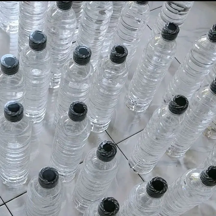 Jin Botol Juice in Botol 600ml - Paket Tutup Hitam untuk Minuman Segar dan Nikmat Kapasitas 600ml Praktis dan Lezat - Bottles