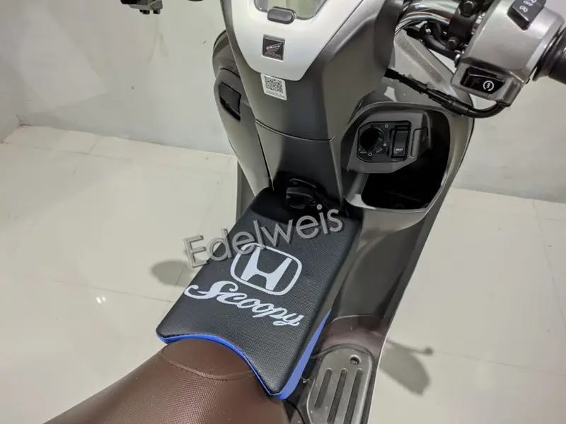 Jok anak motor scoopy 3