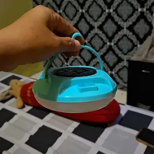 HJS Lampu Emergency UFO Gantung Solar Panel 300W 400W 500W Hemat Energi Lampu Camping Rumah dan Outdoor dengan Dual Pengisian USB & Solar Panel dan 3 Level Kecerahan