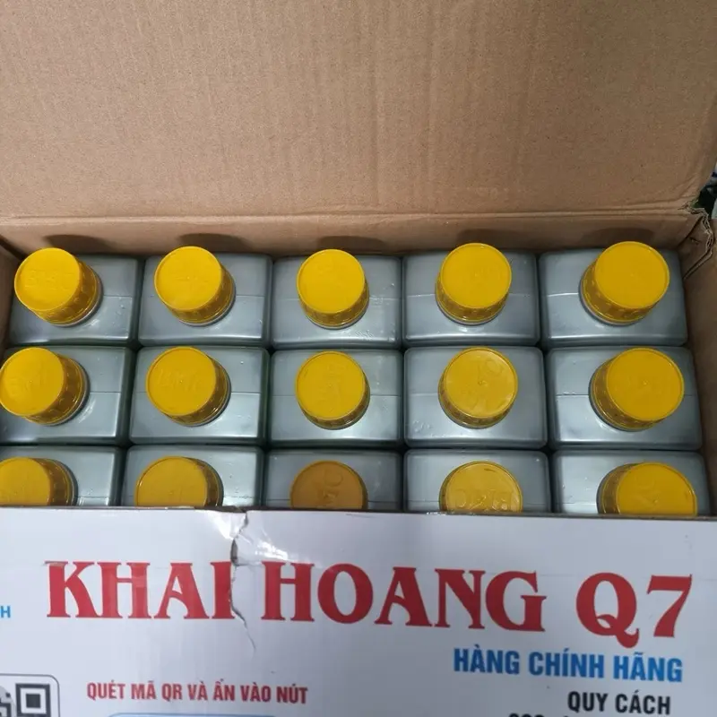 phân bón khai hoang Q7 dung tích 900ml - giup lam sach co cho cây trồng phát triển 0