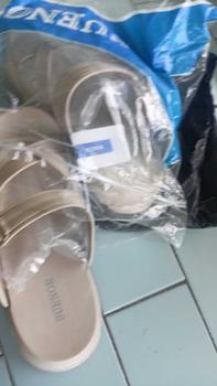 Product Review of BUENUR Sandal Jepit Wanita Dewasa Sandal Perempuan Dewasa Terbaru Viral from B**R 0