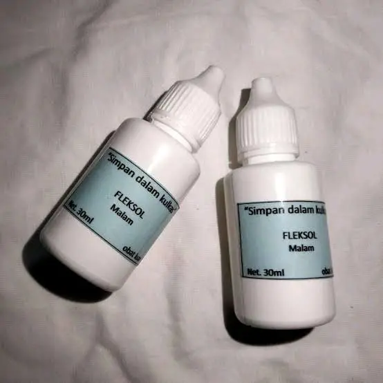 FLEKSOL 30 ML Flek Solution Cairan Penghilang Flek Perawatan Kulit Untuk Flek Membandel Cairan Flek Melasma 2