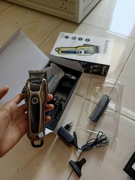 Product Review of KEMEI 1990 Alat Cukur Turbo Kemei 1990 Clipper Kemei KM-1990 Cukruan Rambut Kemei KM1990 TURBO KM-1990 Mesin Cukur Rambut from T**R G**🗻 3