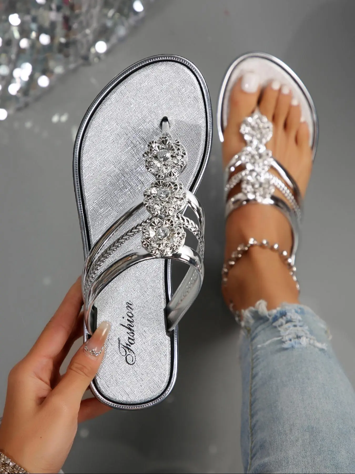 Women's Fashionable Rhinestone Decorated Slide Sandals, Casual Comfortable Flat Sandals for Summer, Lightweight Breathable Shoes for Daily Wear, Girl