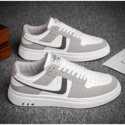 Product Introduction of Spatu Sneakers Kasual Pria Sepatu Sekolah Sepatu Kuliah Sepatu Nongkrong Stylish Casual Shoes seo PTR - Hitam Ukuran 39-43 14