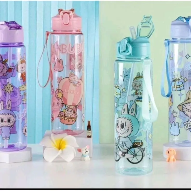 Botol minum anak karakter motif sanrio + sedotan uk 900ml (free tali) Minuman Kitchenware Water Bottles 4