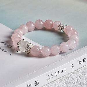 Vòng Tay Hoa Đào, Thiết Kế Từ Định Mệnh Đào, Làm Bằng Thạch Anh Hồng, Thiết Kế Hoa Đào Quyến Rũ