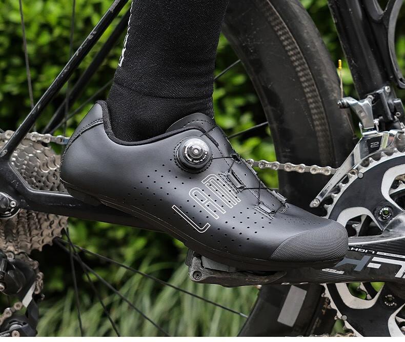 Product Introduction of LAMEDA New Cycling Professional Shoes Men Rubber Sole Bicycle Shoes Microfiber Upper Road Bike Unlocking Shoes 28