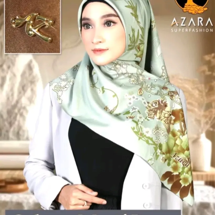 Segi Empat Azara Premium Logo Metal + Hijab Muslimah + Hijab Kekinian
