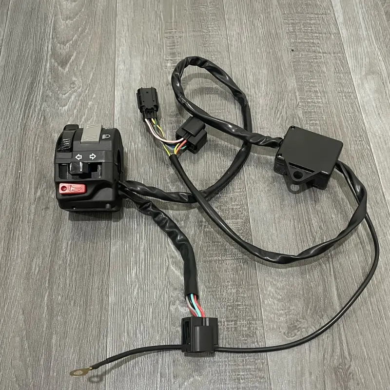 SAKLAR KIRI VIXION PNP VARIO 125 & 150 TAHUN 2018-2024 1