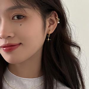 EAR PARTNER-甘くもクールなスタイルの星柄イヤリング、個性的で素敵なデザインの高級感あるスタッドピアス、2022年新作の女性用両耳ピアス（eh-2386）