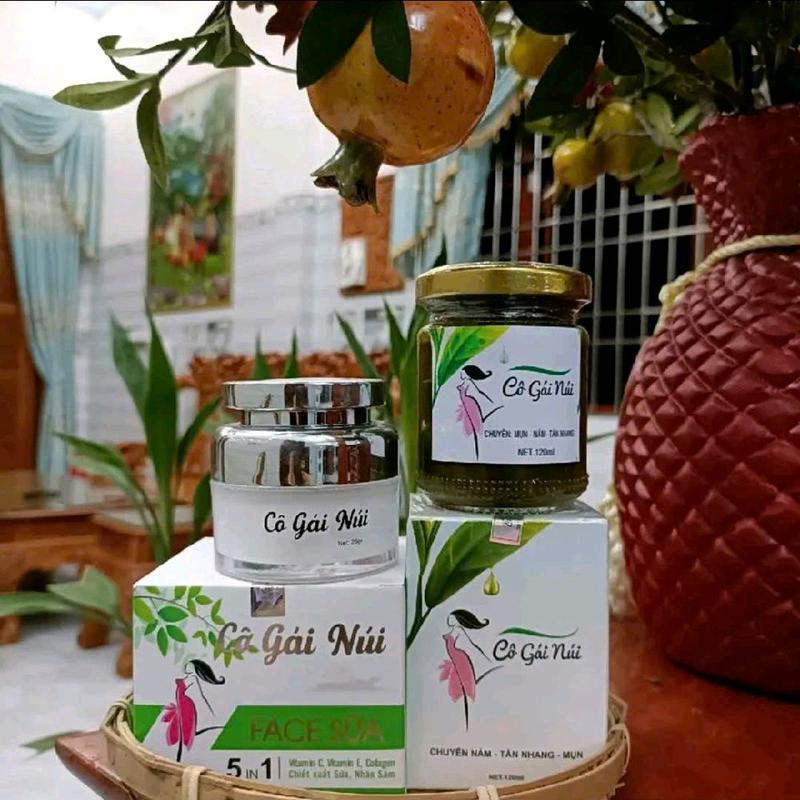 Cô Gái Núi Combo Cao Lá Rừng & Kem Face Sữa Thiên Nhiên Làm Trắng Da 24 Tháng - Skincare Việt Nam Natural Ingredients For All Skin Types