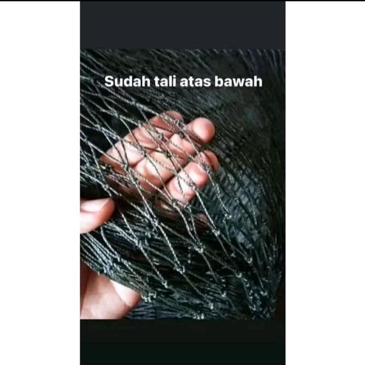 jaring pagar 3 x 100meter sudah dipasangkan tali atas bawah 1
