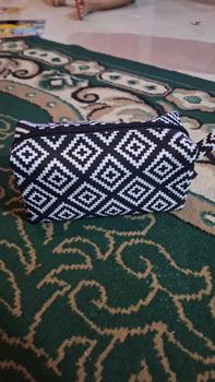 Product Review of Pouch Kanvas Kotak Pouch Make Up Bisa Untuk Souvenir 18x9x7cm from E** D**a P**i 0