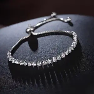 Gstarlight Aksesoris - Gelang Serut Korean Trendy Silver Square Crystal Drawstring Bracelet: Gelang Serut Kristal Persegi AGS0004